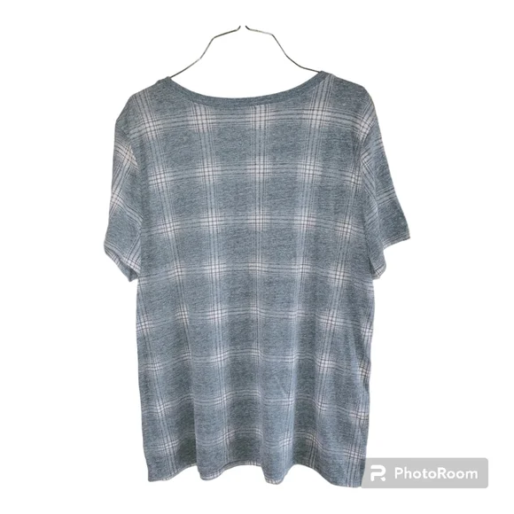 🌟3 For $15 SALE🌟 Torrid Vintage Classic Fit Plaid Tee - Picture 5 of 5